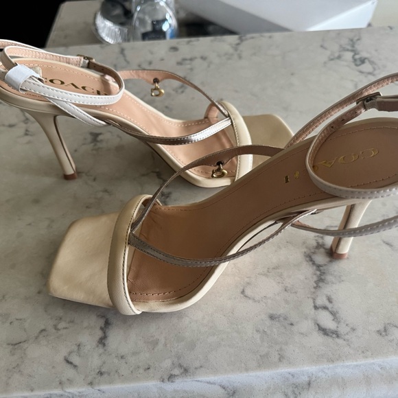 Coach Kali C1506 ivory leather strappy heel sandal Size 10 - Picture 4 of 7